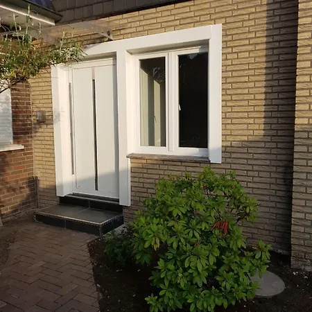 Suiteable Living Vechta Am Ziegelhof Komplett Saniert,Grosse Terrasse, Schnelles Wlan, Netflix, Alt